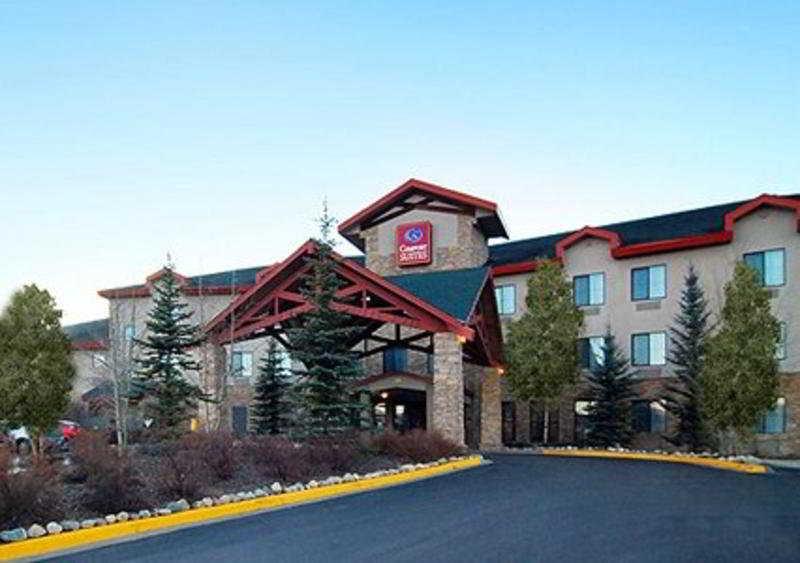 Comfort Suites Summit County Dillon Exterior photo